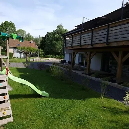 Semesterbostad Perce Neige, Spa, Sauna *