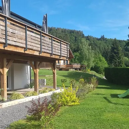 Semesterbostad Perce Neige, Spa, Sauna Gerbépal